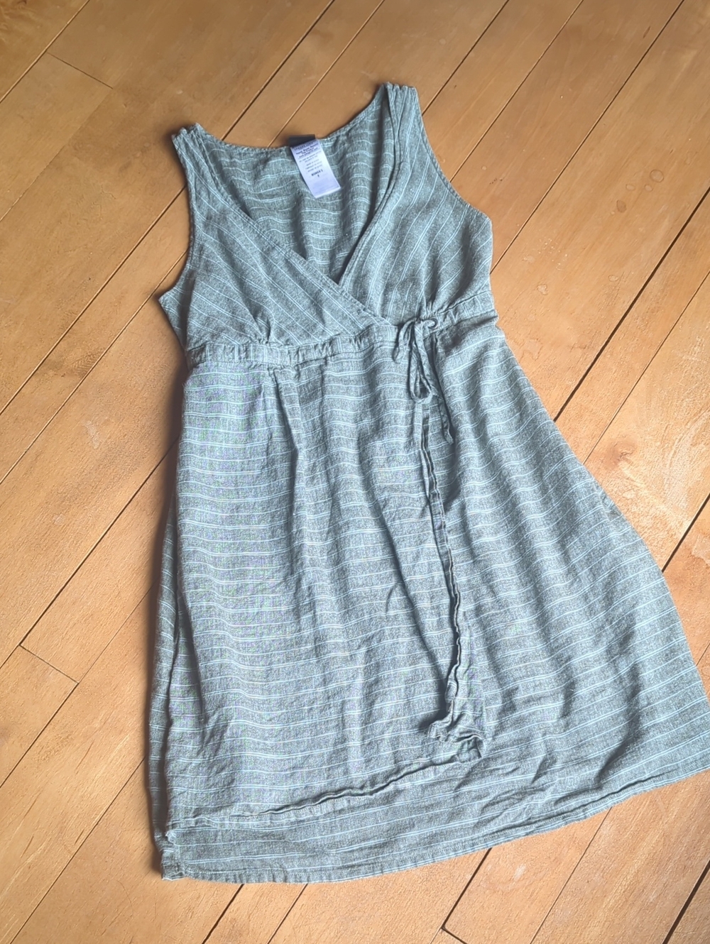 Patagonia Hemp Cotton Light Gray Sleeveless Wrap Midi Dress